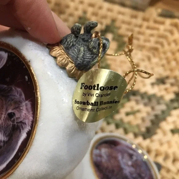 Vintage VIVI CRANDALL SNOWBALL BUNNIES Christmas ornaments set of three rabbits - Picture 6 of 10